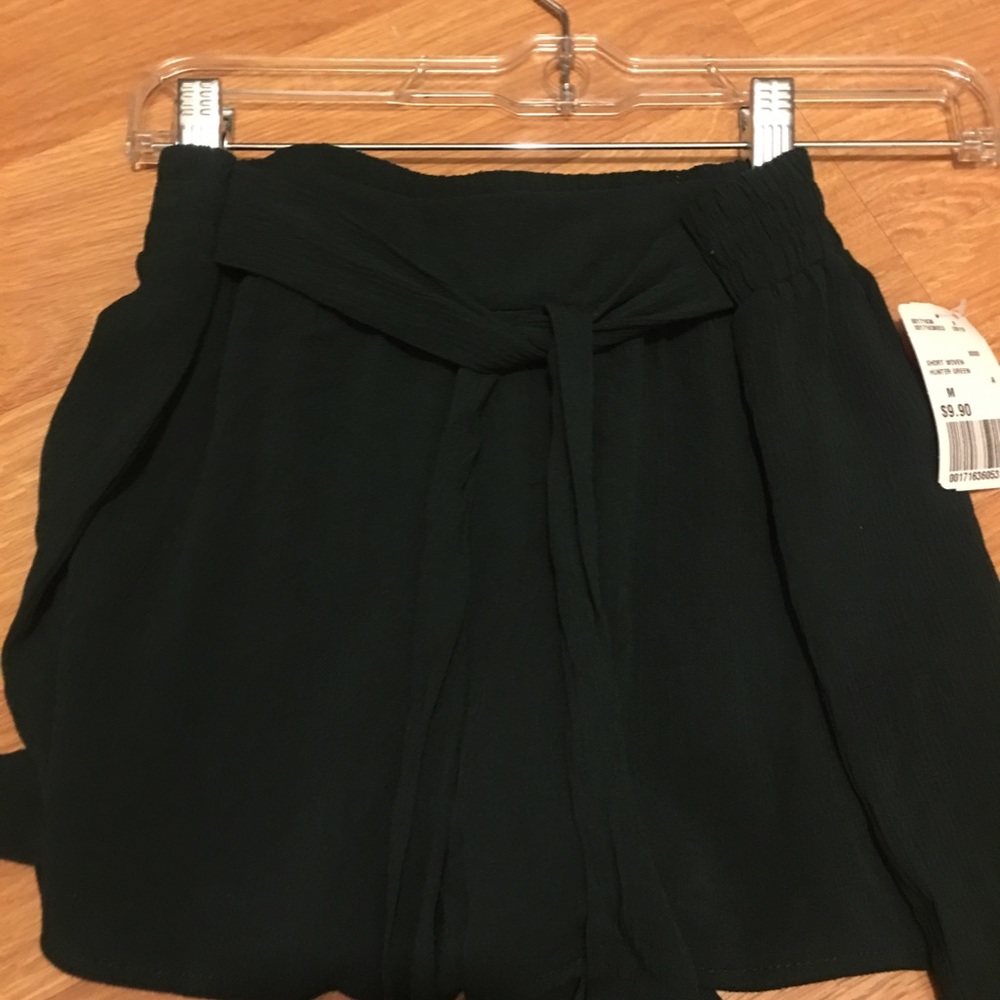 Dress shorts hunter green
